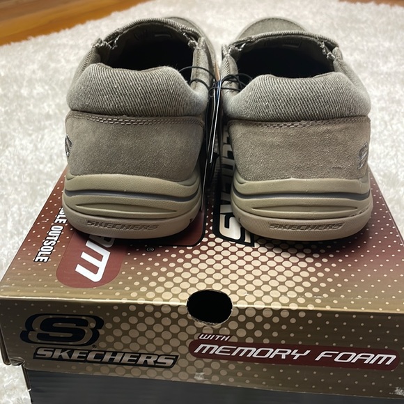 Skechers memory foam loafer for men. - Picture 4 of 9